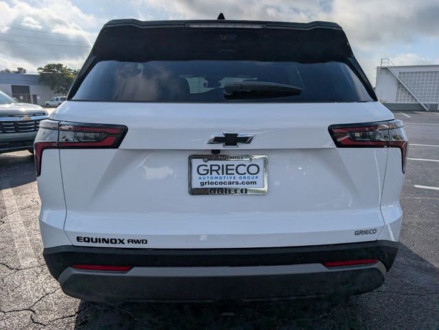 New 2026 Chevrolet Equinox LT w/ Convenience Package II AWD/4WD image 8