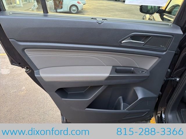 Used 2023 Volkswagen Atlas SEL image 27