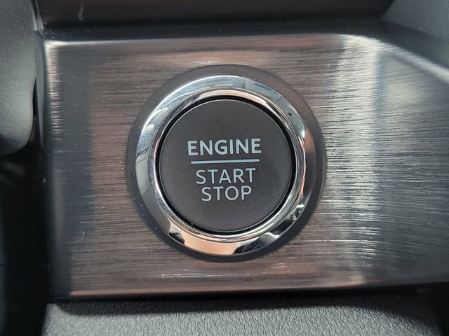 Used 2025 Ford F350 Lariat w/ Lariat Ultimate Package image 29