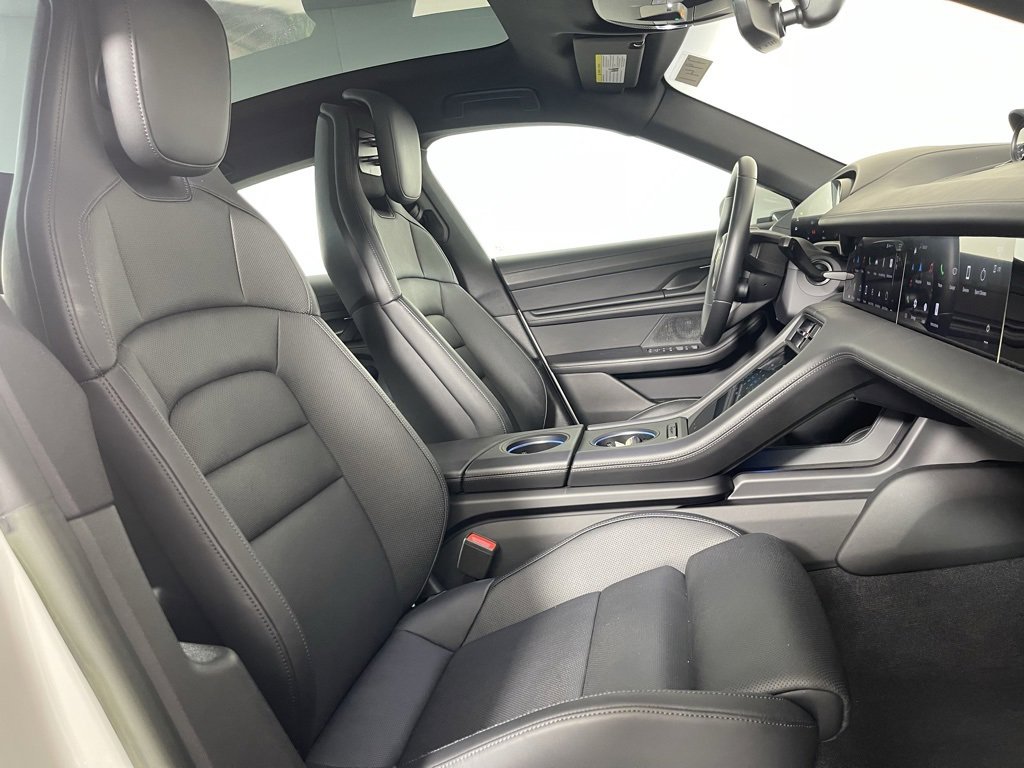 Used 2024 Porsche Taycan 4S image 14