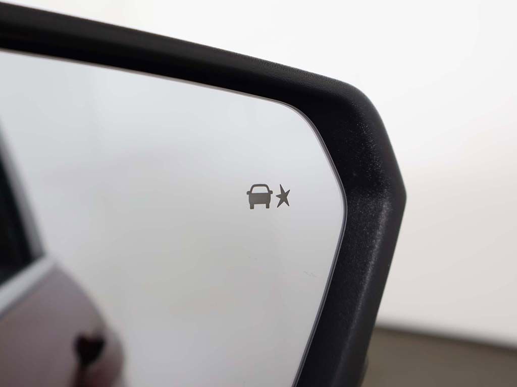 Used 2019 Chevrolet Equinox LT image 36