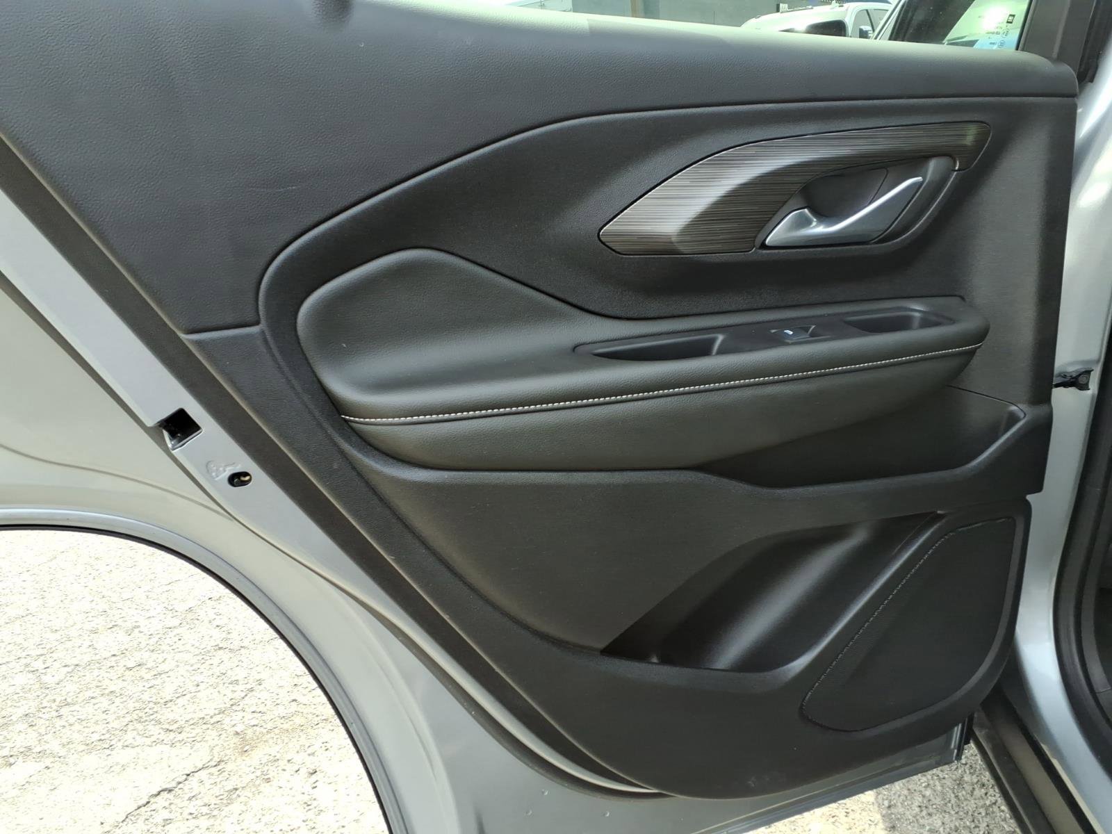 Certified 2024 GMC Terrain SLE image 21