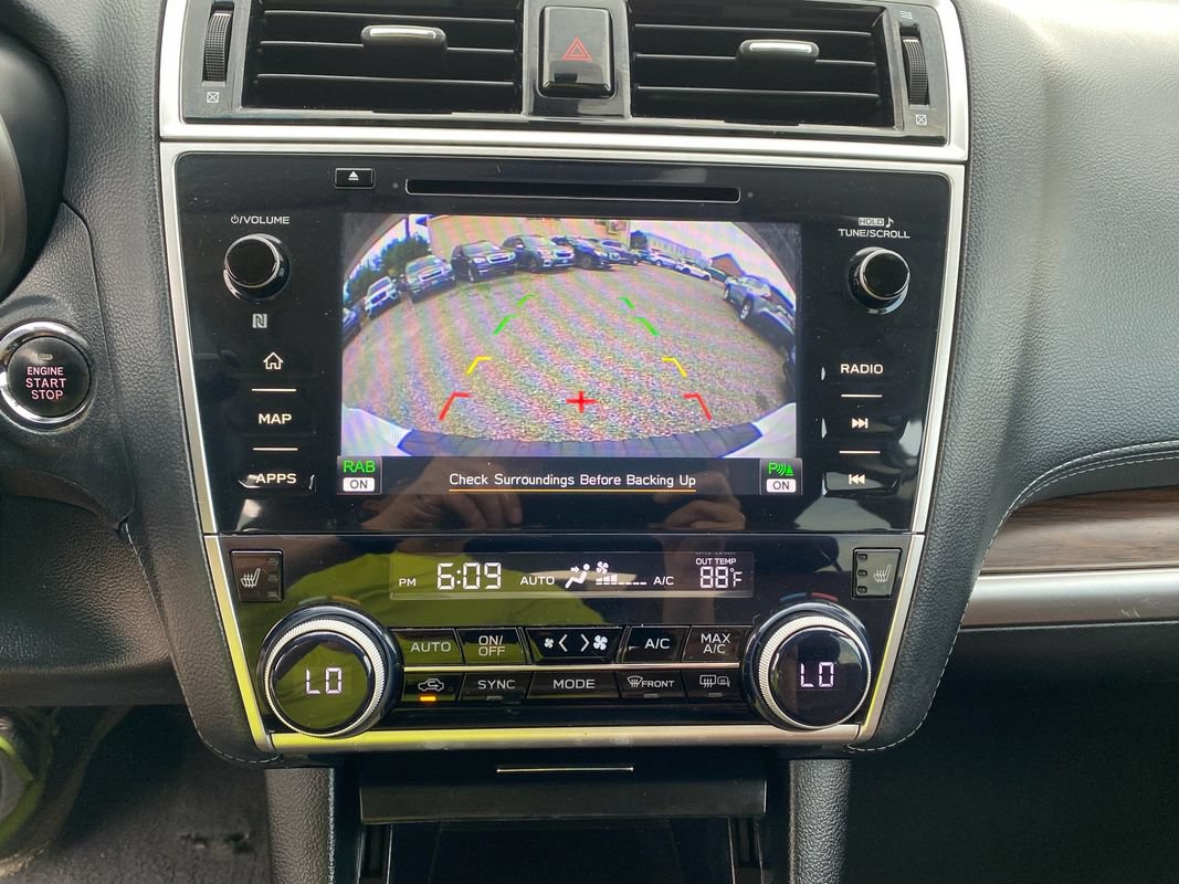 Used 2018 Subaru Outback 3.6R Touring AWD/4WD image 23