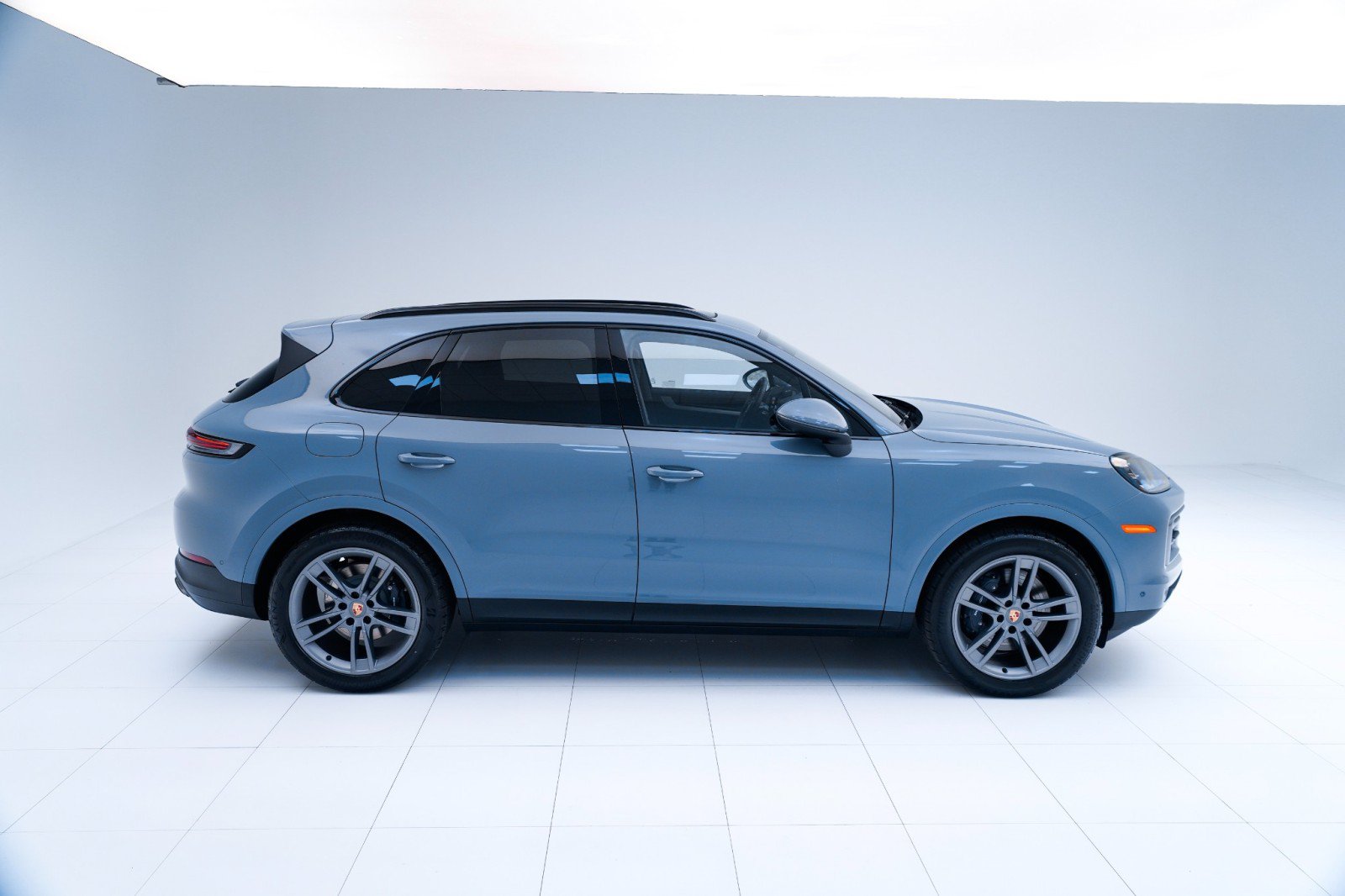 Certified 2026 Porsche Cayenne AWD/4WD image 8