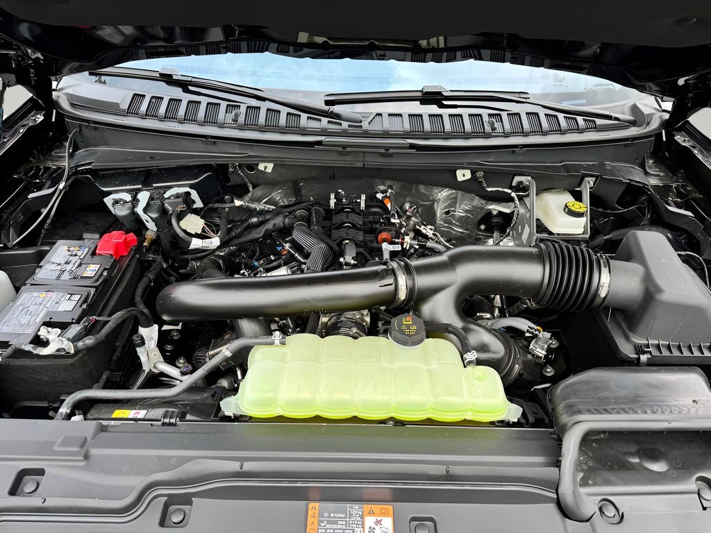 New 2025 Ford Expedition Active RWD image 8