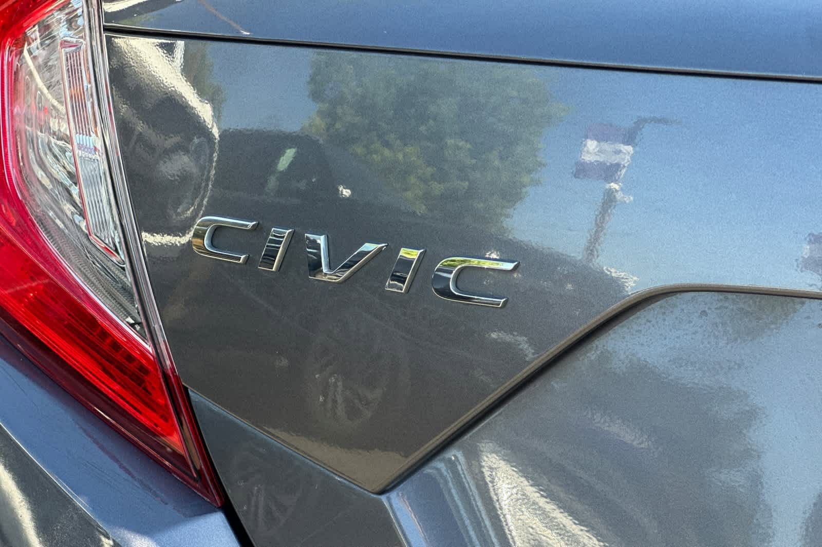 Used 2020 Honda Civic Sport image 27