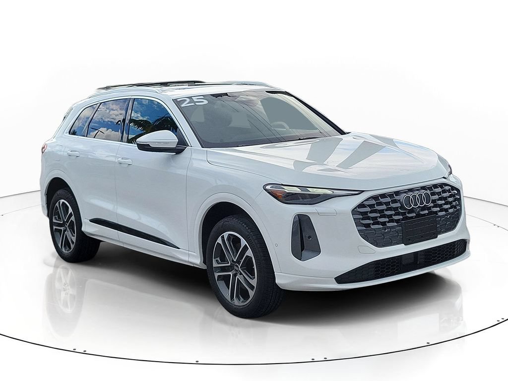 Certified 2025 Audi Q5 Premium w/ Convenience Package
