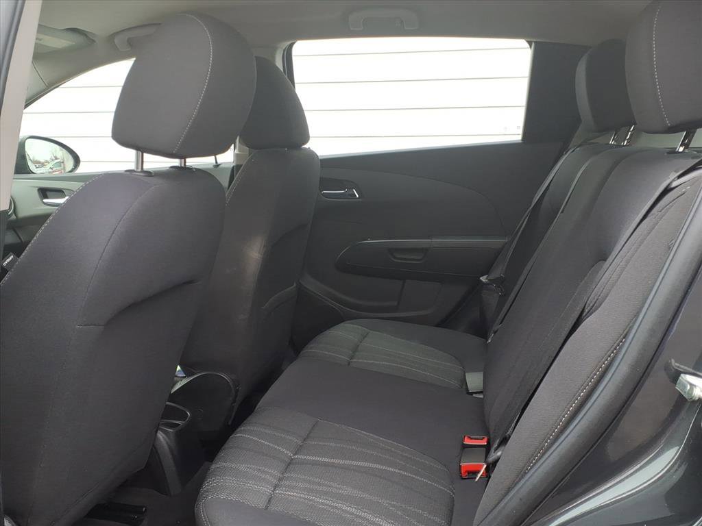 Used 2014 Chevrolet Sonic LT image 10