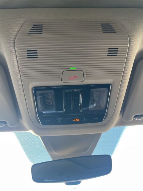 Certified 2025 Volkswagen Atlas SEL image 25