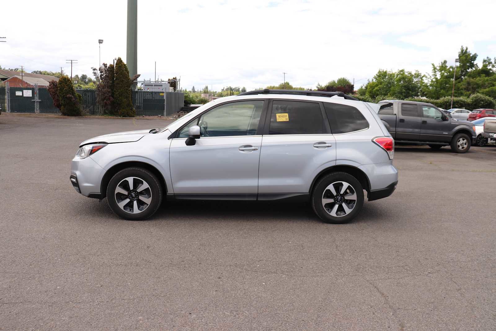 Used 2018 Subaru Forester 2.5i Limited w/ Popular Package #2 AWD/4WD image 8