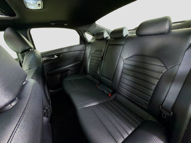 Used 2023 Kia Forte GT-Line w/ GT-Line Premium Package FWD image 24