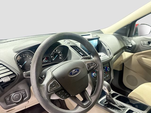 Used 2018 Ford Escape SE w/ SE Sync 3 Package FWD image 10