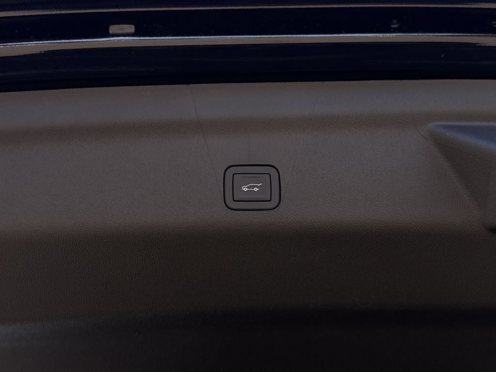 New 2026 GMC Yukon Elevation AWD/4WD image 29