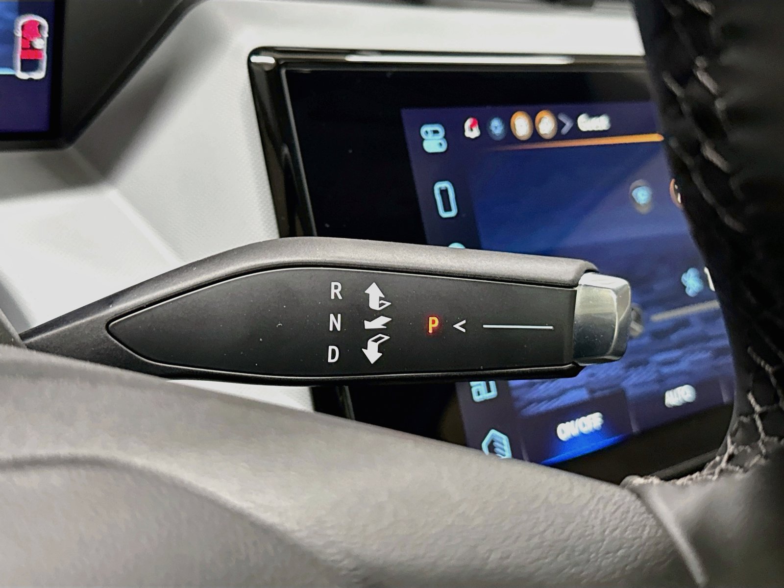 New 2027 Chevrolet Bolt RS w/ Technology Package FWD image 20