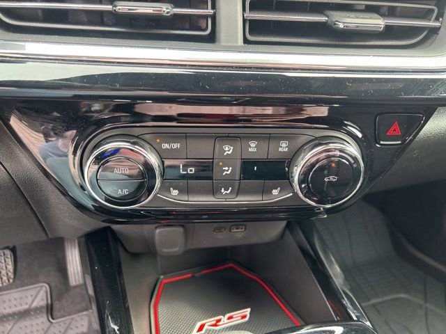 Certified 2025 Chevrolet Trax RS image 24