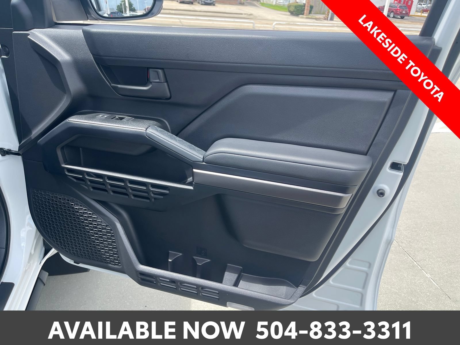 Used 2025 Toyota 4Runner SR5 RWD image 17