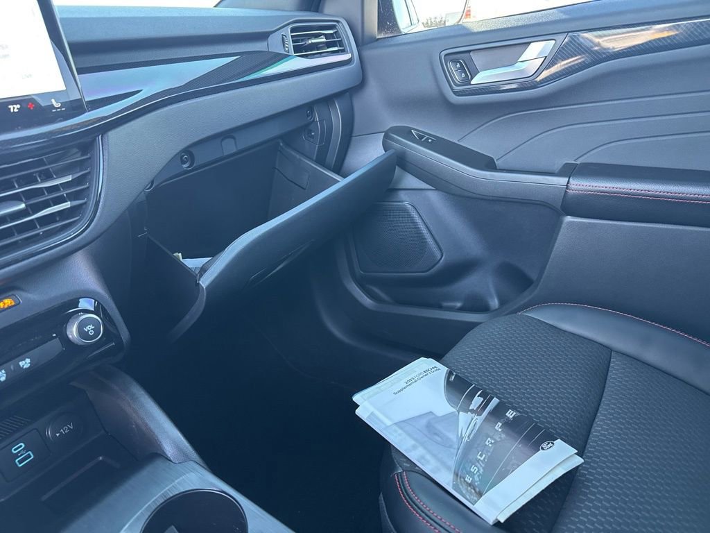 Certified 2023 Ford Escape ST-Line w/ Tech Pack #1 image 38