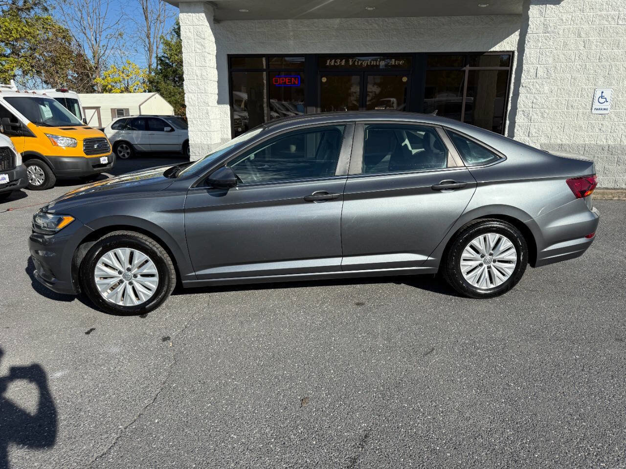 Used 2019 Volkswagen Jetta SE FWD image 34