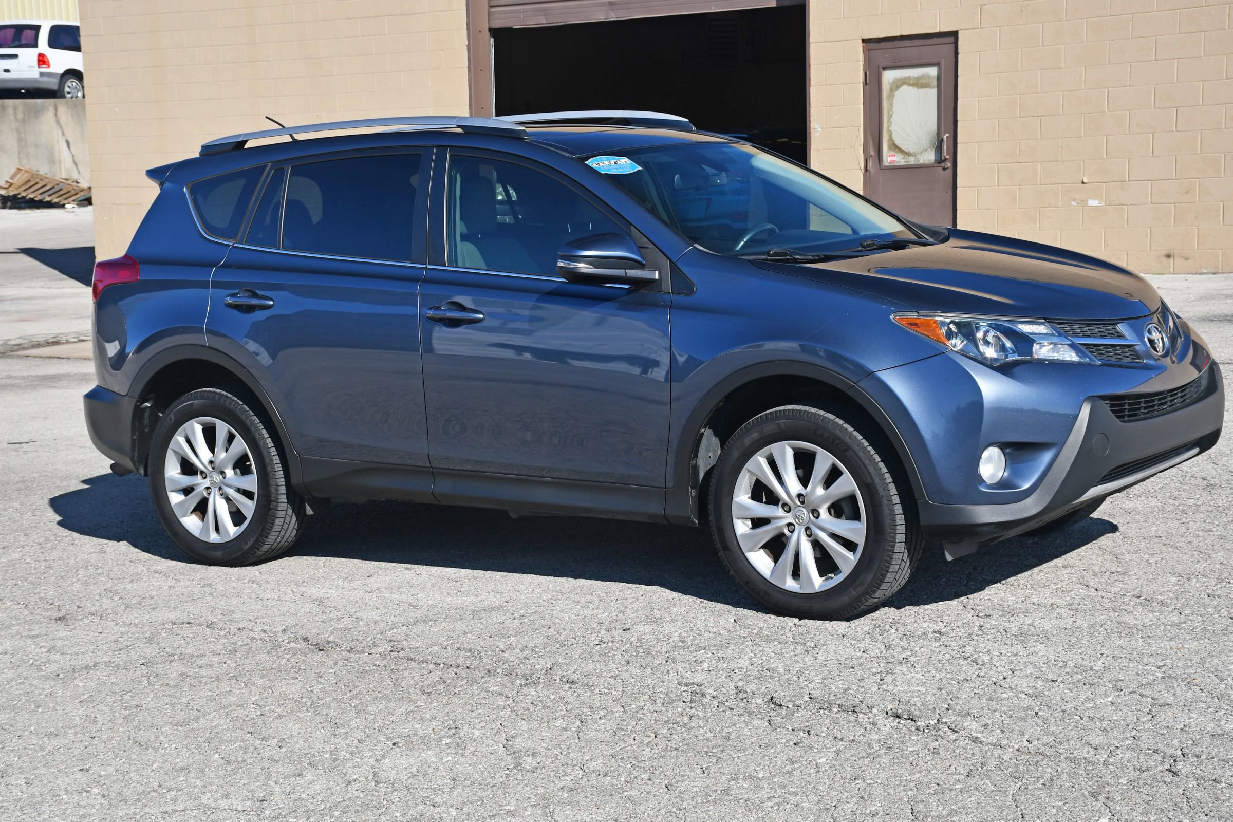 Used 2014 Toyota RAV4 Limited w/ Technology Package image 4
