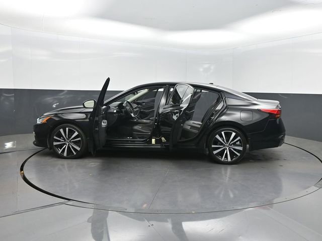 Used 2022 Nissan Altima 2.0 SR FWD image 37