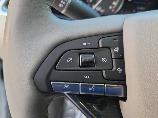 Certified 2025 Cadillac XT6 Premium Luxury w/ Technology Package FWD image 12