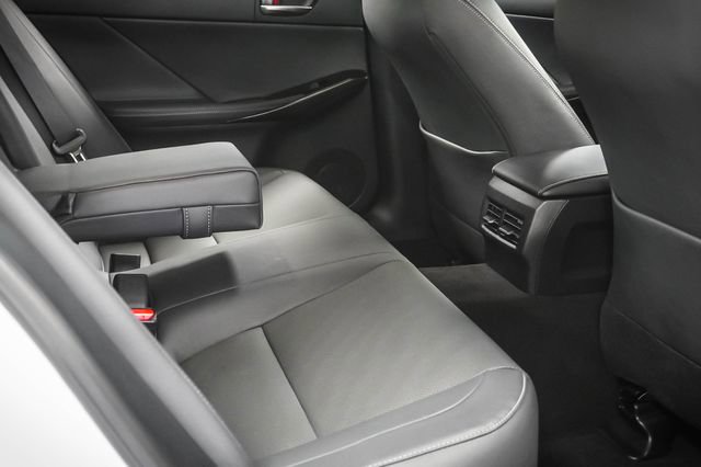 Certified 2025 Lexus IS 300 F Sport image 22