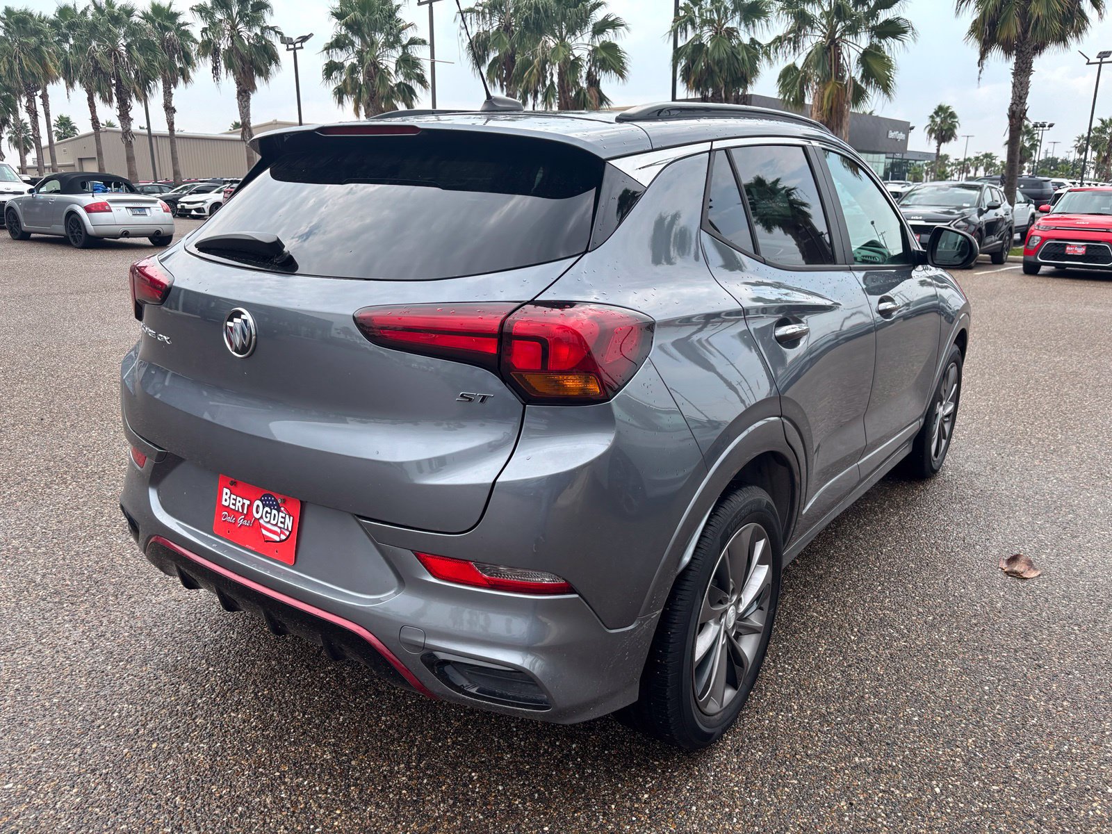 Used 2020 Buick Encore GX Select w/ Sport Touring Package FWD image 6