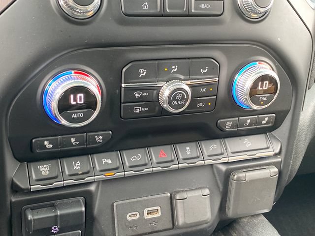 Used 2020 GMC Sierra 2500 AT4 w/ AT4 Premium Package AWD/4WD image 30