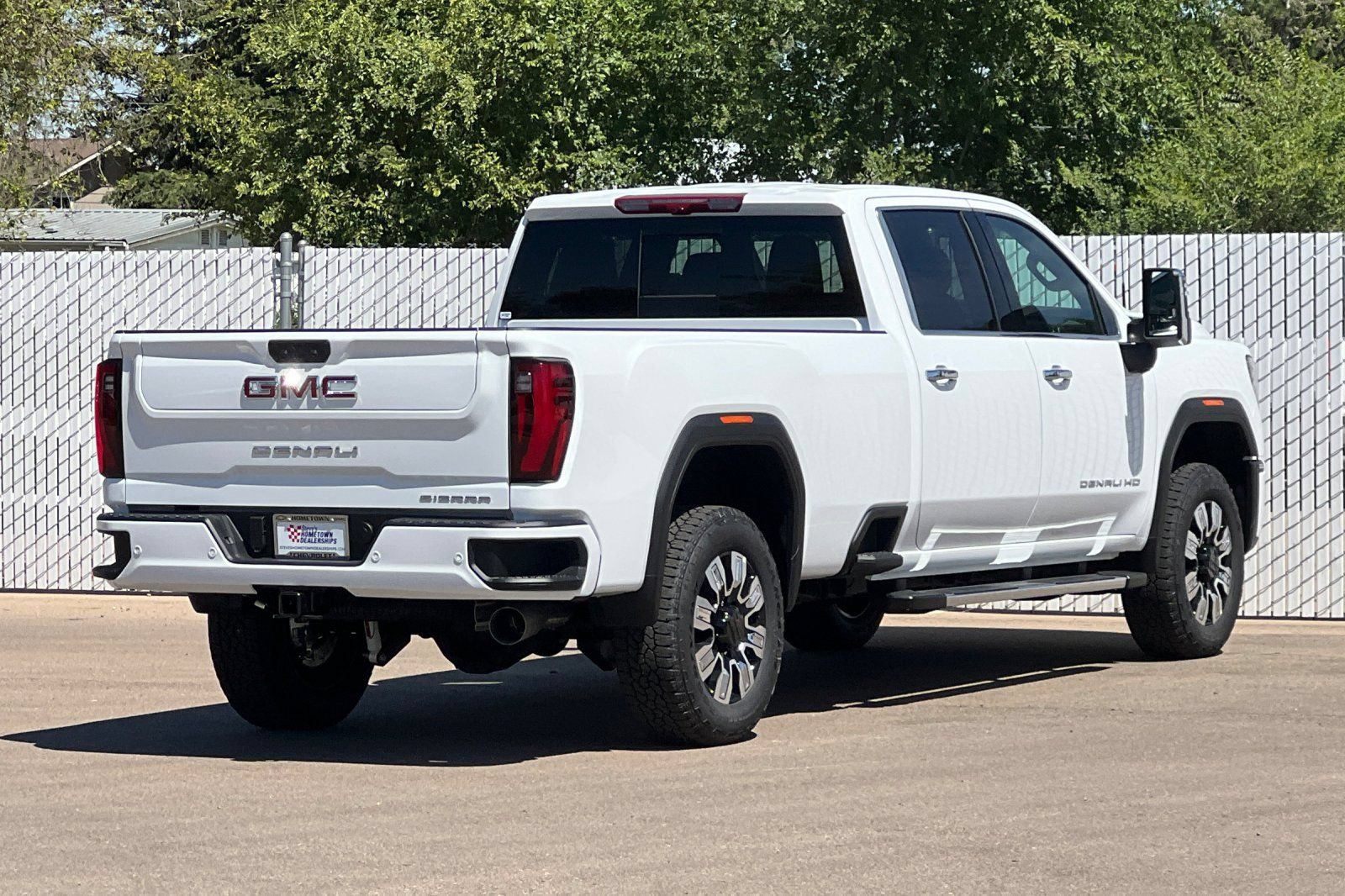 New 2026 GMC Sierra 3500 Denali w/ Technology Package AWD/4WD image 4