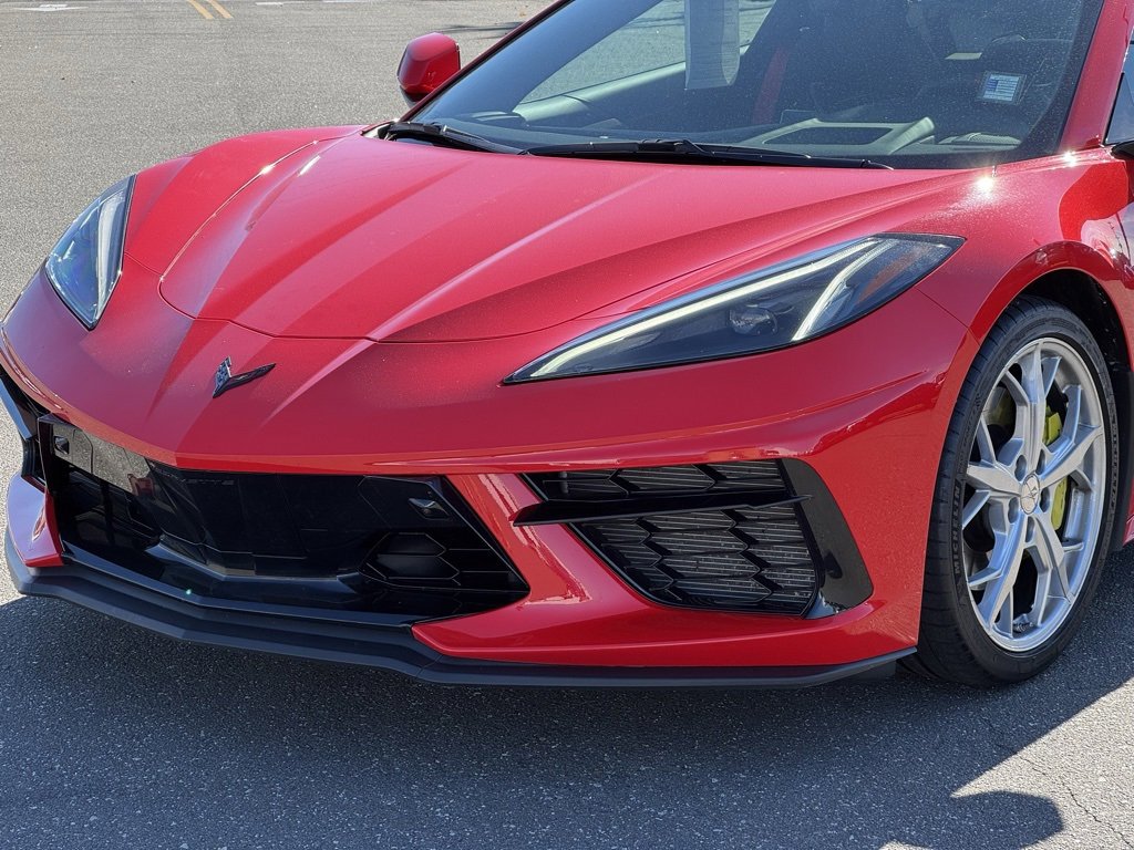 Used 2020 Chevrolet Corvette Stingray Premium Cpe w/ 3LT Preferred Equipment Group image 37