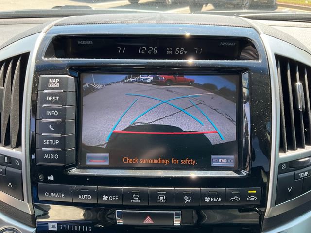 Used 2014 Toyota Land Cruiser image 15