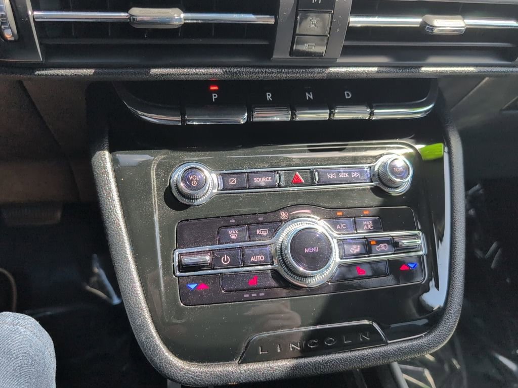 Used 2021 Lincoln Corsair FWD image 17