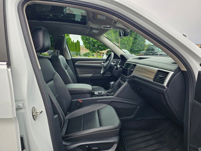 Used 2023 Volkswagen Atlas SEL AWD/4WD image 10