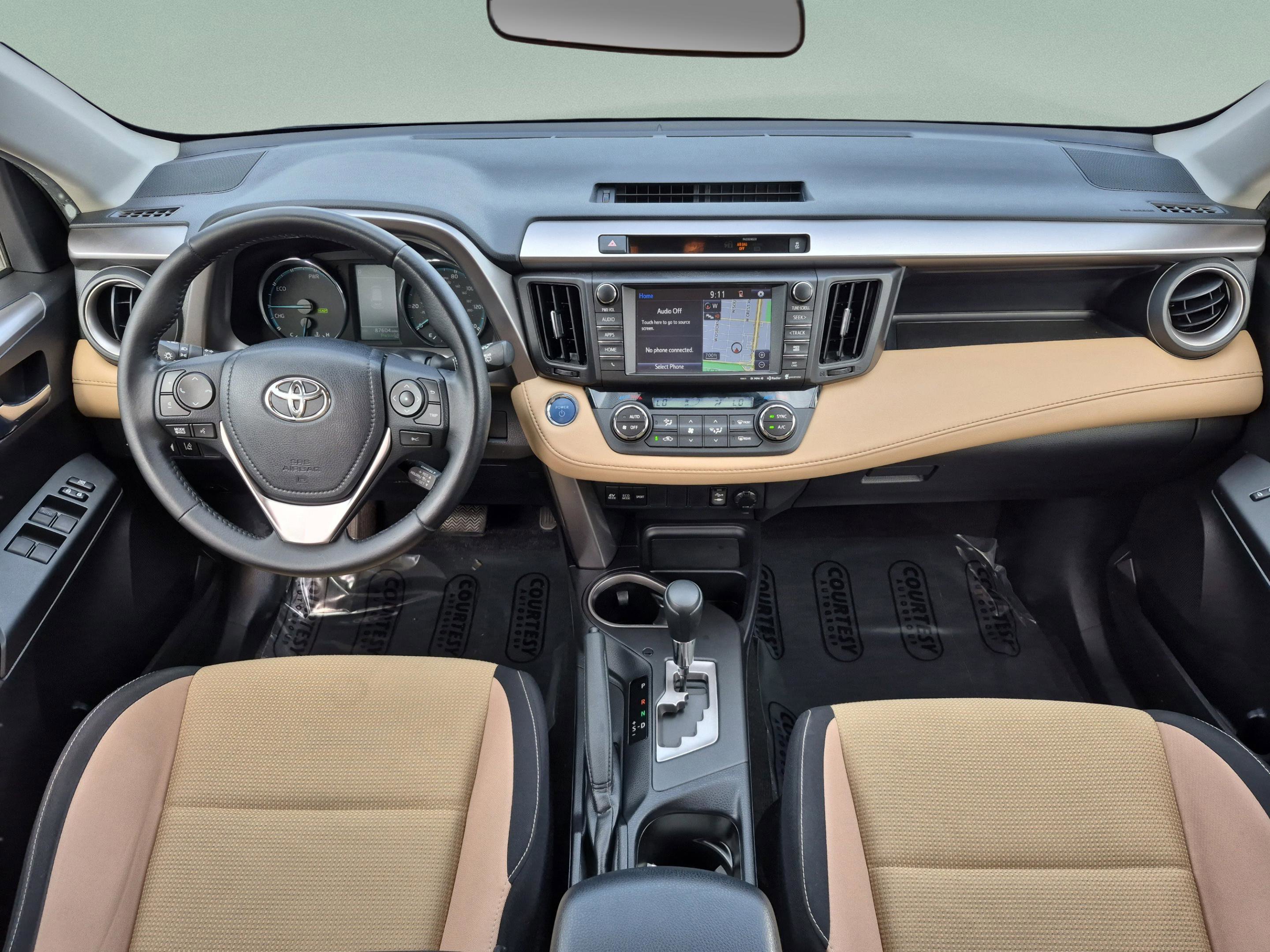 Used 2016 Toyota RAV4 XLE w/ Convenience Package AWD/4WD image 10