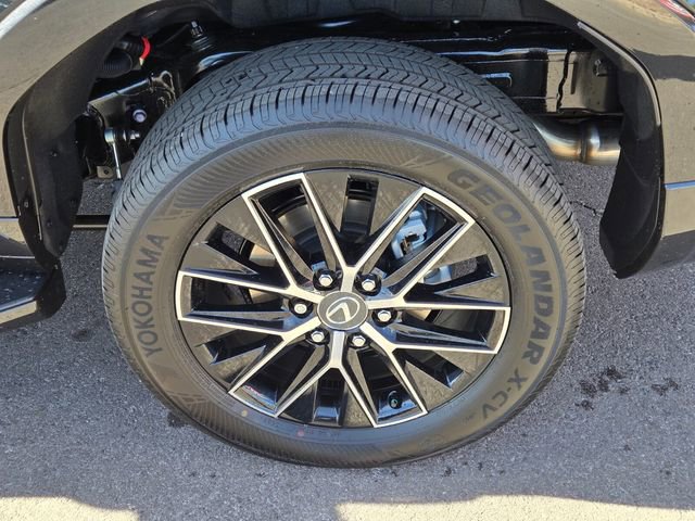 Used 2026 Lexus GX 550 w/ Accessory Package (2T) image 10