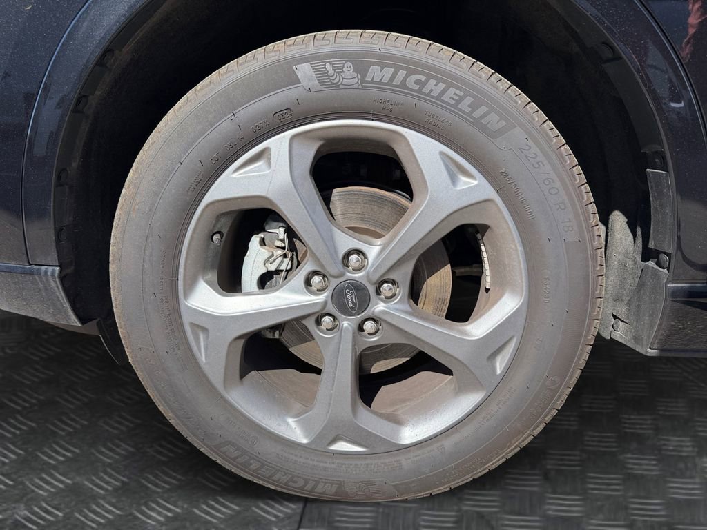 Used 2024 Ford Escape ST-Line w/ Tech Pack #1 AWD/4WD image 14