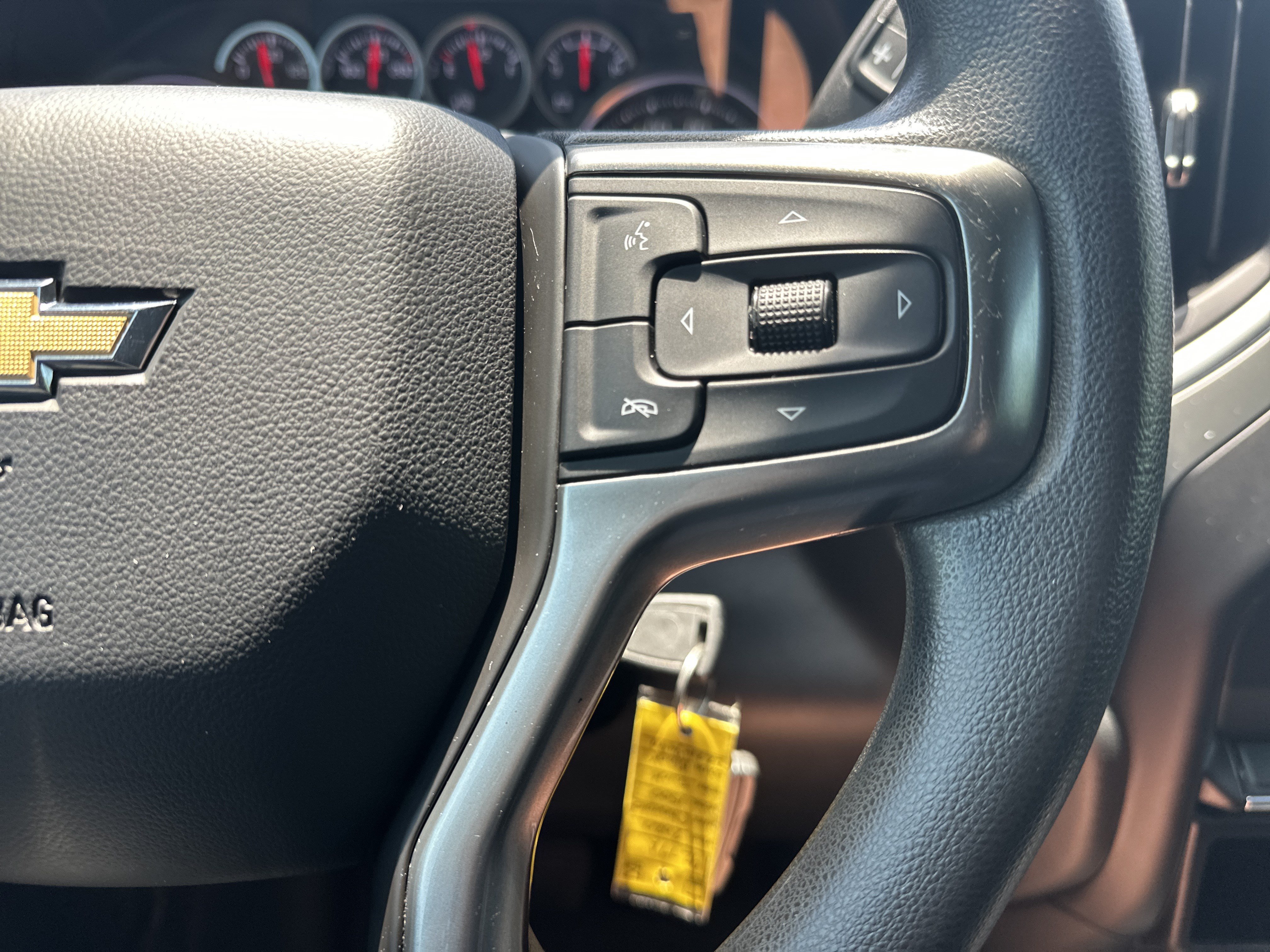Used 2020 Chevrolet Silverado 1500 LT w/ Trailering Package AWD/4WD image 19
