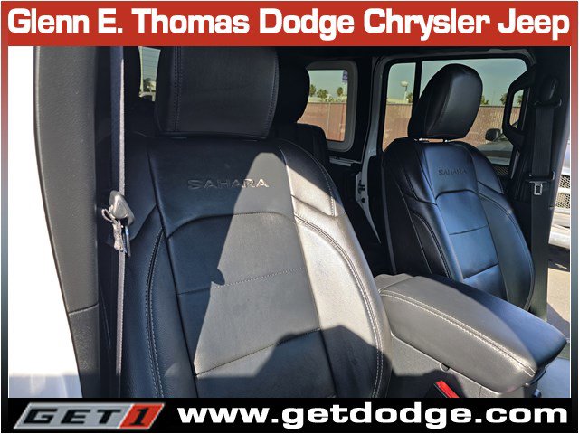 Used 2023 Jeep Wrangler Sahara w/ Cold Weather Group image 33