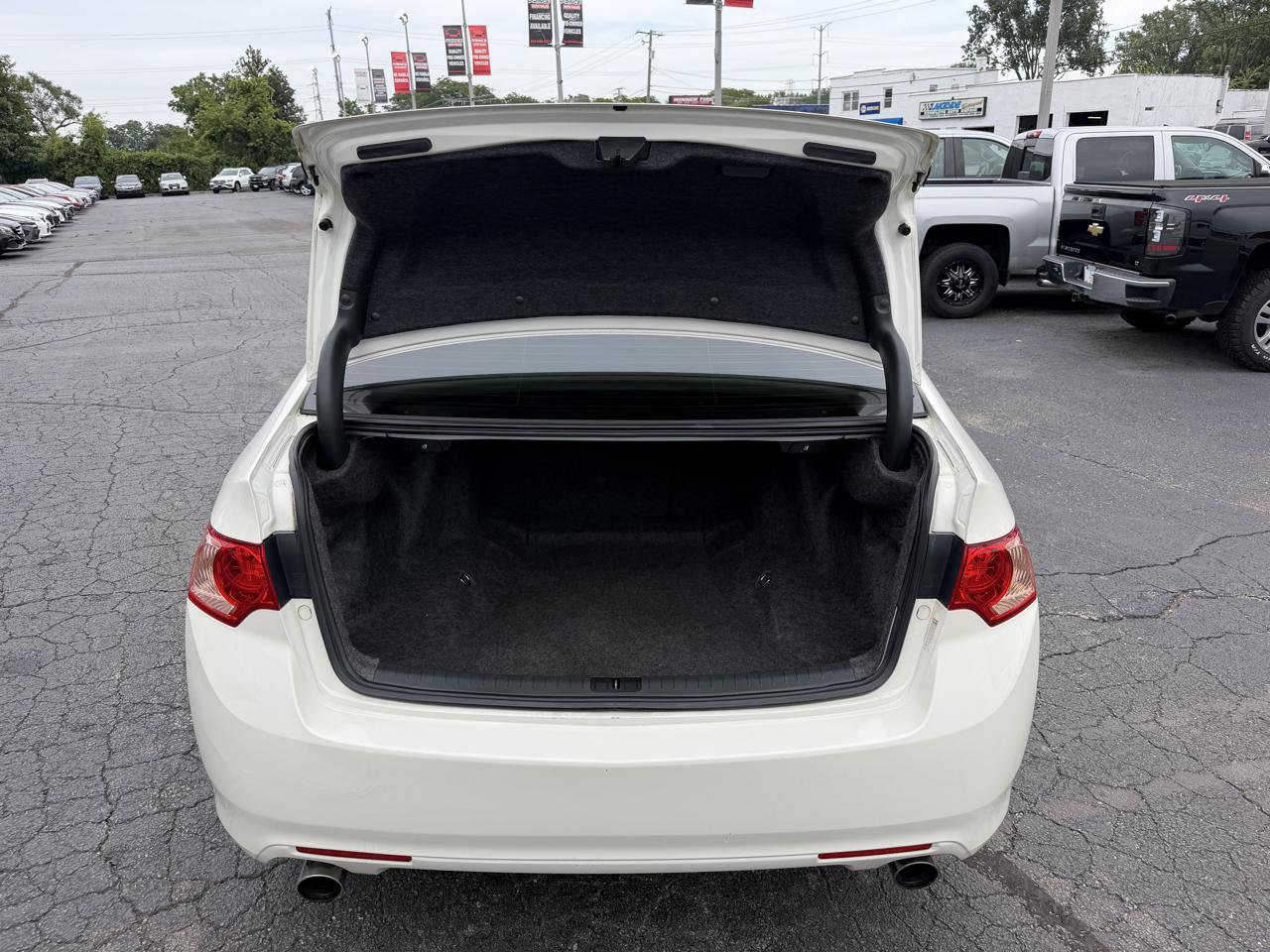Used 2011 Acura TSX w/ Technology Package FWD image 12