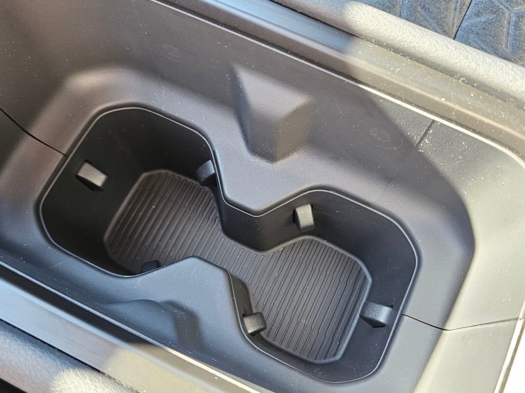 New 2026 Nissan Kicks SV w/ SV Premium Package image 20