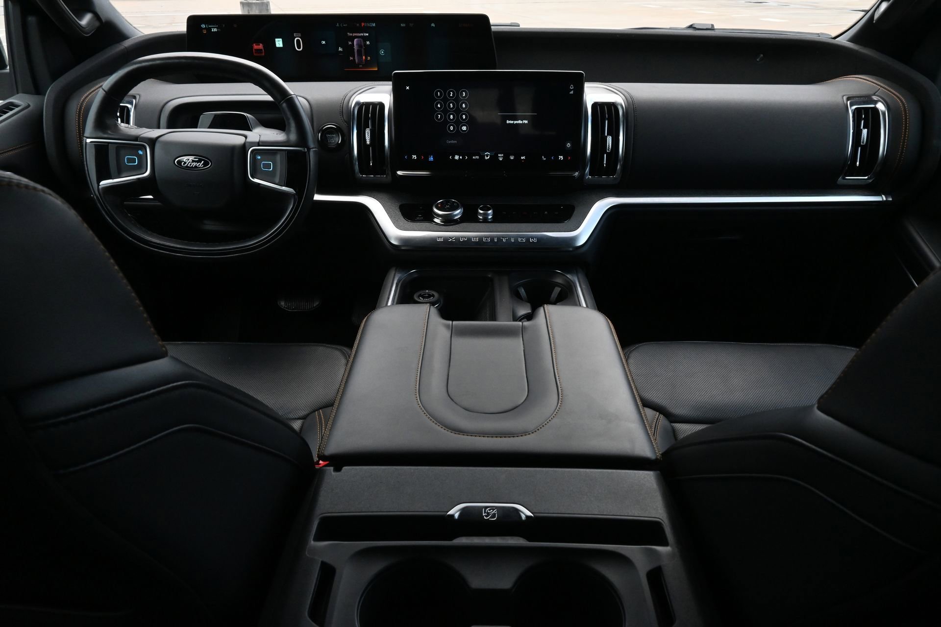 Used 2025 Ford Expedition Tremor AWD/4WD image 7