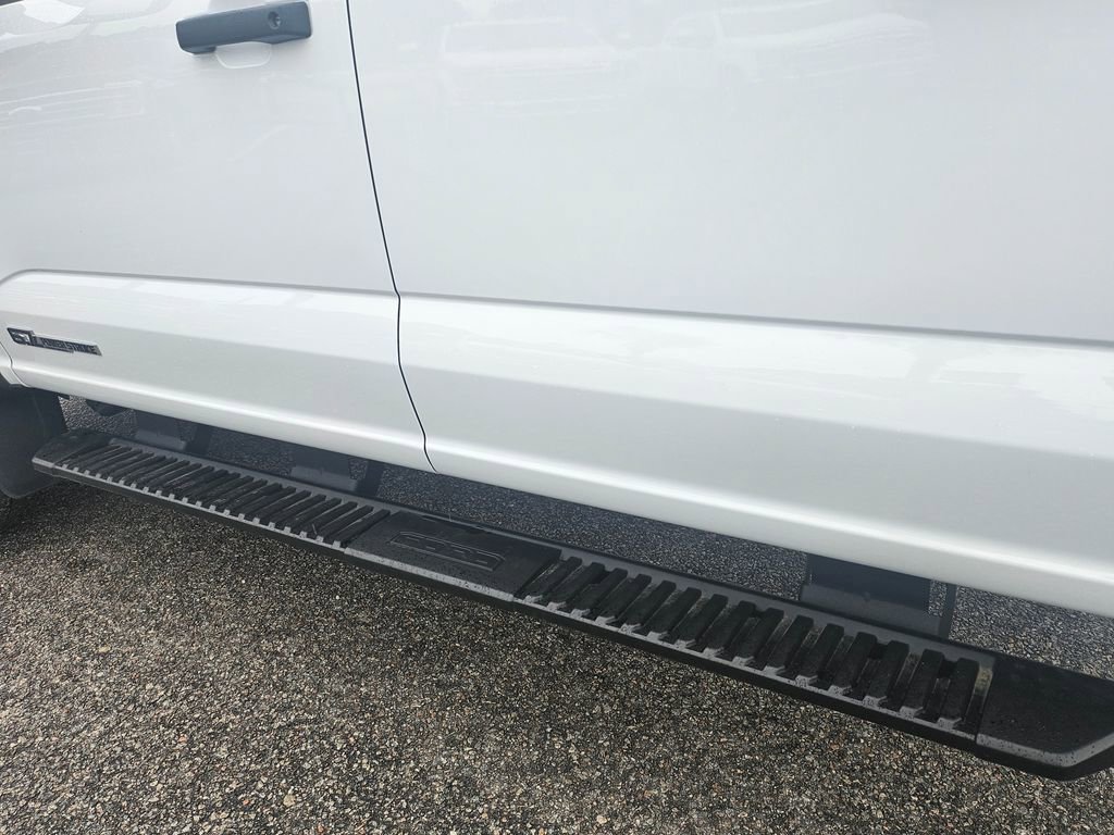 New 2025 Ford F450 XLT w/ XLT Value Package image 27