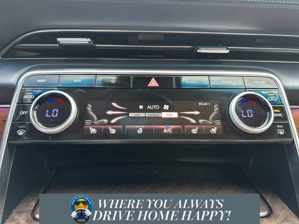 Used 2023 Genesis GV80 2.5T w/ Prestige 20" Package image 18