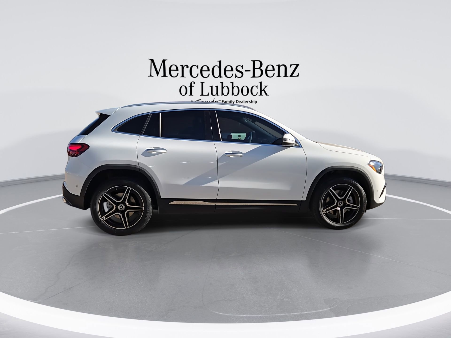 New 2026 Mercedes-Benz GLA 250 4MATIC image 9