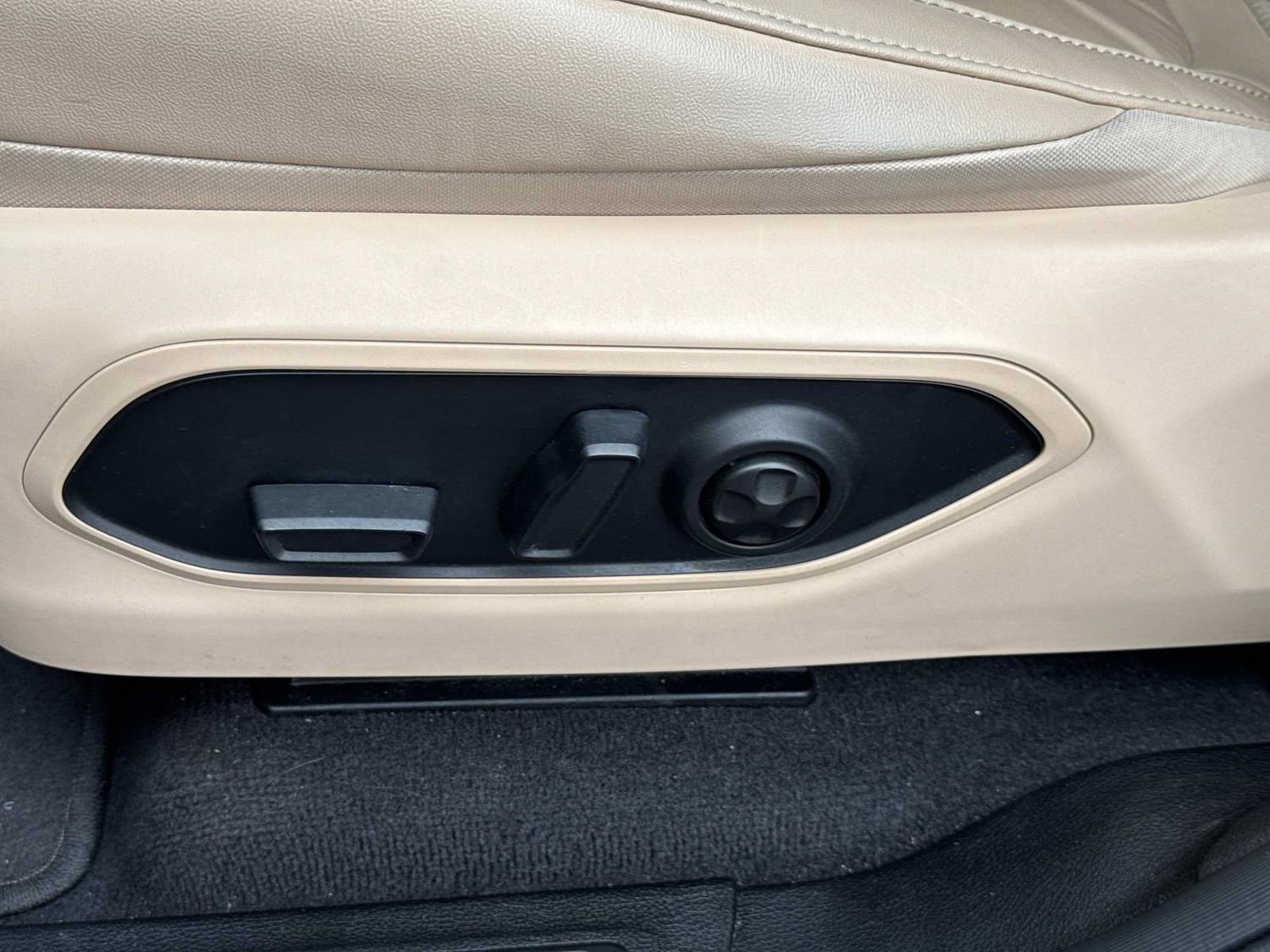 Used 2022 Jeep Grand Cherokee L Limited image 28