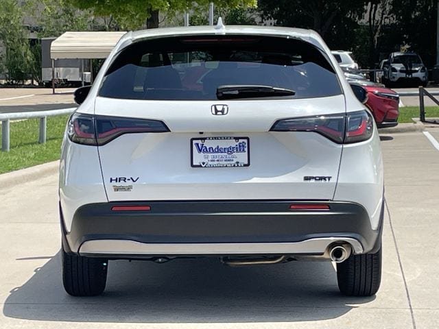 Certified 2026 Honda HR-V Sport image 5