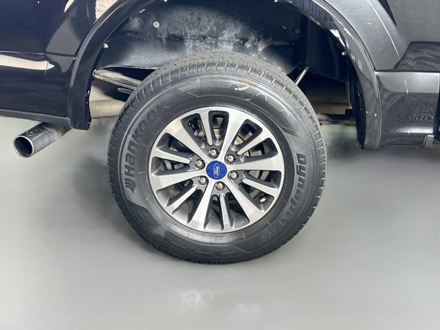 Used 2016 Ford F150 Platinum w/ Equipment Group 701A Luxury RWD image 35