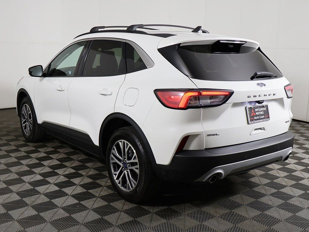 Used 2022 Ford Escape SEL w/ Technology Package image 8
