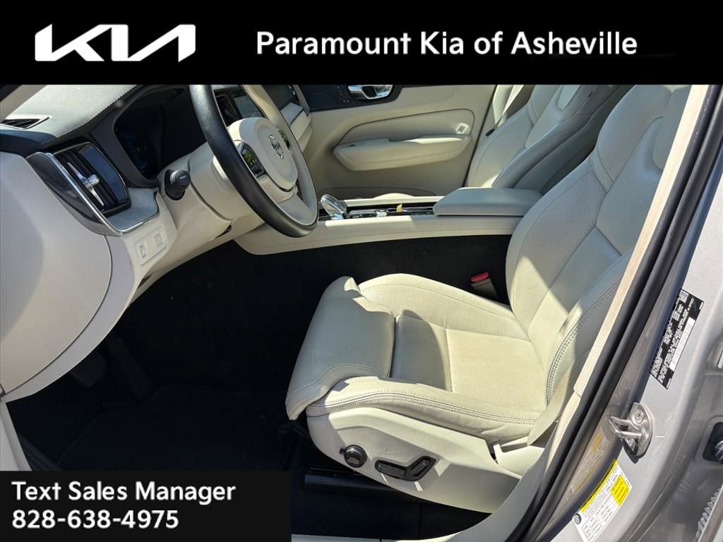 Used 2022 Volvo XC60 B5 Inscription AWD/4WD image 18