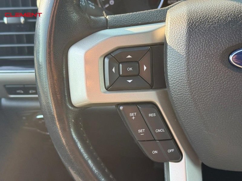 Used 2022 Ford F350 Lariat w/ Black Appearance Package AWD/4WD image 23
